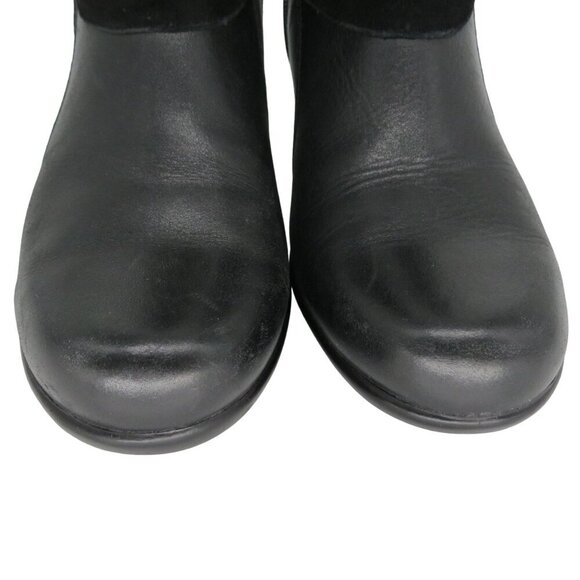 CLARKS Women's Black Suede & Smooth Leather Buckle Ankle Booties Size 9M - Picture 5 of 11